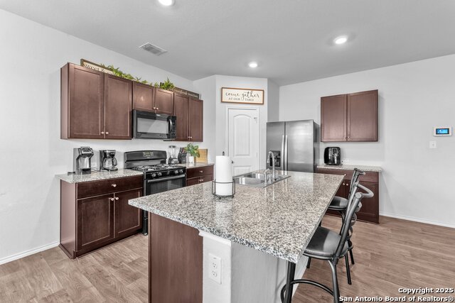 4263 Busbee Fld Property Photo 14