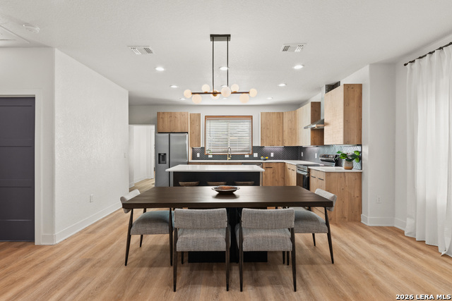 1006 S Pine Street Property Photo 10