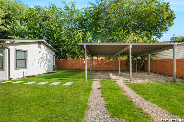 1006 S Pine Street Property Photo 30