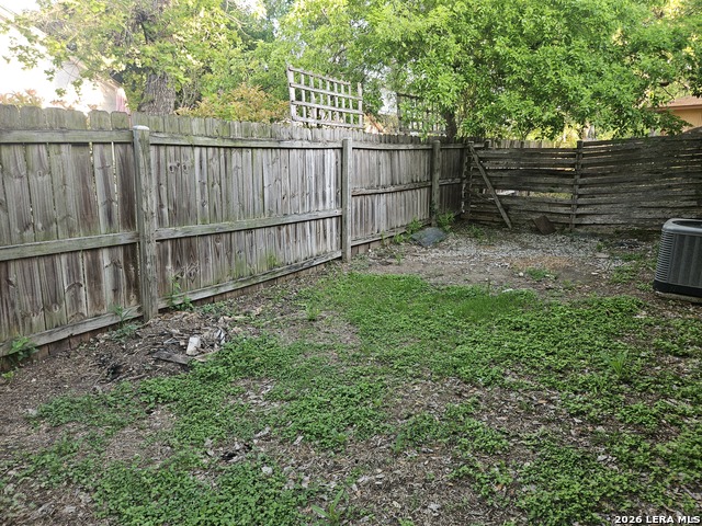 5319 Ashbury Dr Property Photo 7