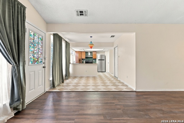 6302 Ridgehurst Property Photo 7