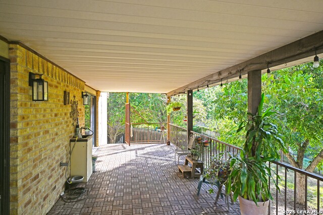 1133 Fox Run Cir Property Photo 32