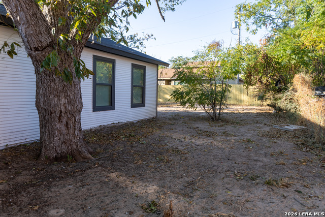 535 Austin St Property Photo 18