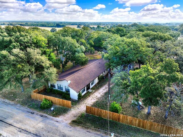 39 Chaparral Dr Off E Us Hwy 290 Property Photo 2