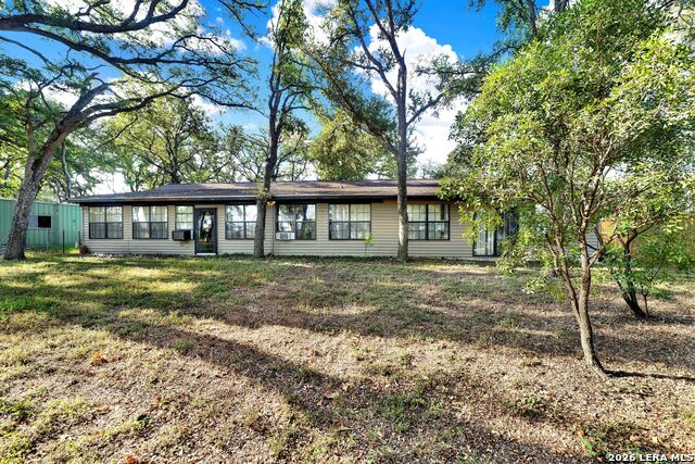 39 Chaparral Dr Off E Us Hwy 290 Property Photo 6