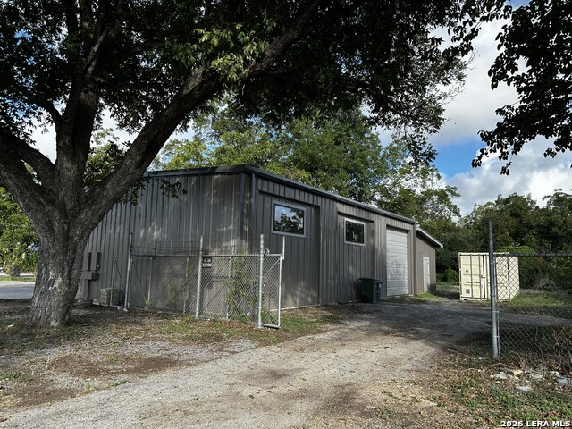 106 Rawe Ave Property Photo 22