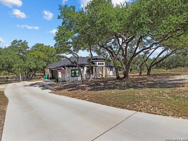 210 Falling Hls Property Photo 10