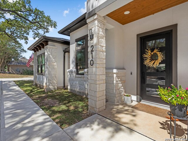 210 Falling Hls Property Photo 16