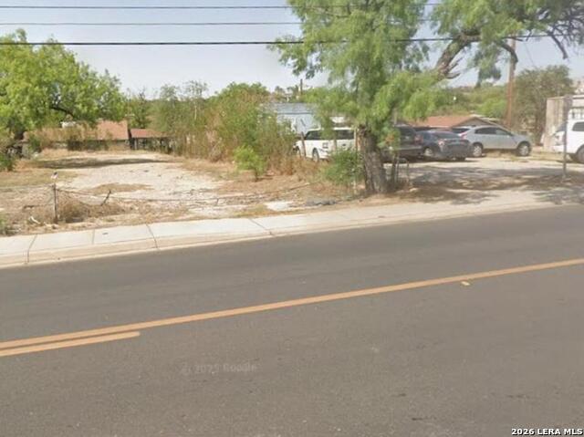 1373 E Main St Property Photo 1