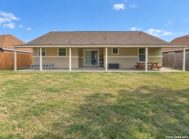 2152 Pershing Cir. Property Photo 3