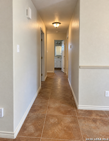 2152 Pershing Cir. Property Photo 9