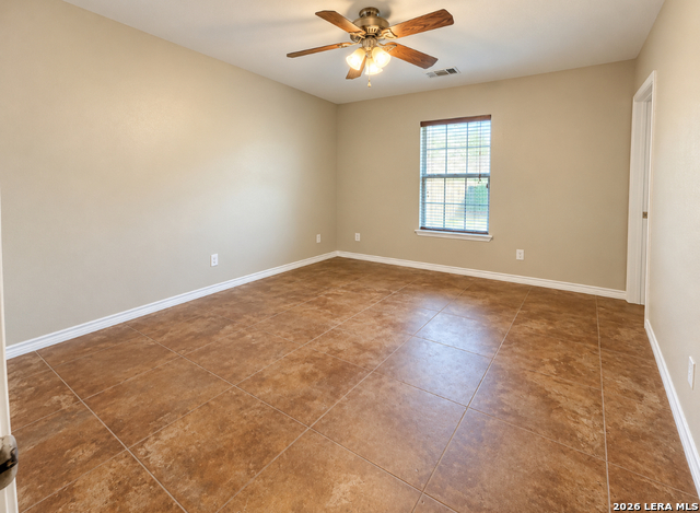 2152 Pershing Cir. Property Photo 11