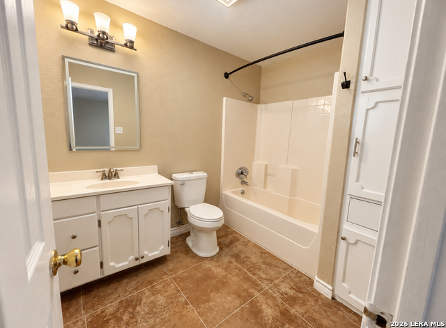 2152 Pershing Cir. Property Photo 13