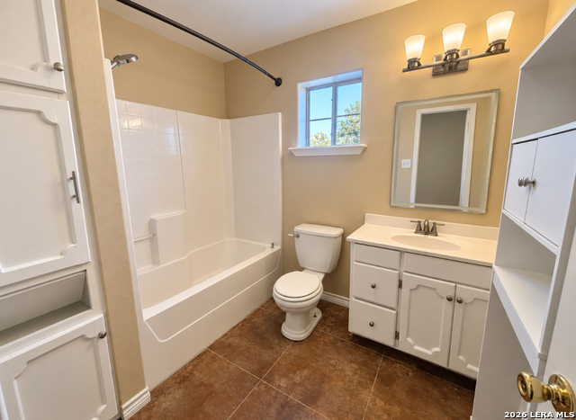 2152 Pershing Cir. Property Photo 14