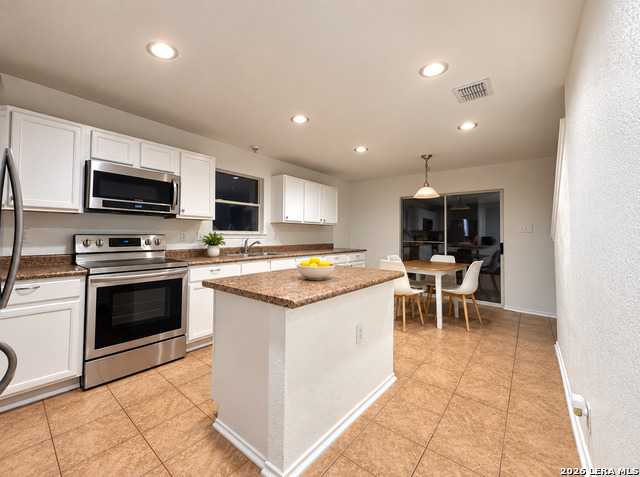 1310 Sun Candle Property Photo 5