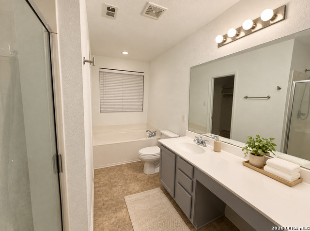 1310 Sun Candle Property Photo 10