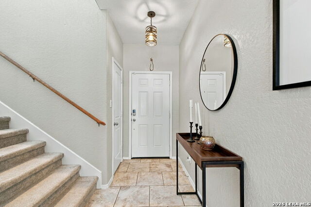 9814 Marbach Bnd Property Photo 5