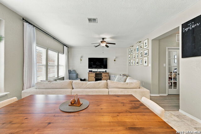 9814 Marbach Bnd Property Photo 8