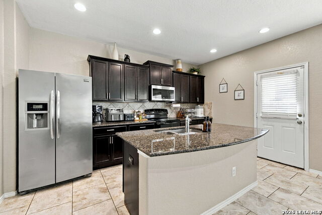 9814 Marbach Bnd Property Photo 12