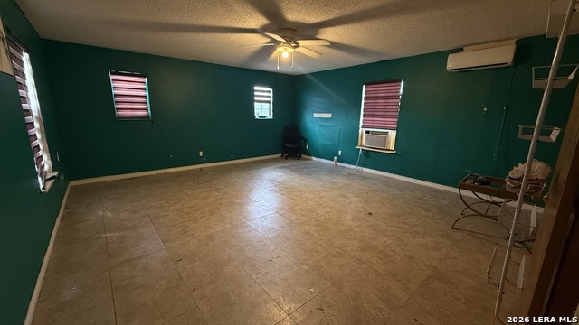 252 N Blanco St Property Photo 18