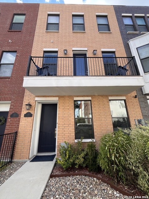 131 N Swiss Property Photo 1