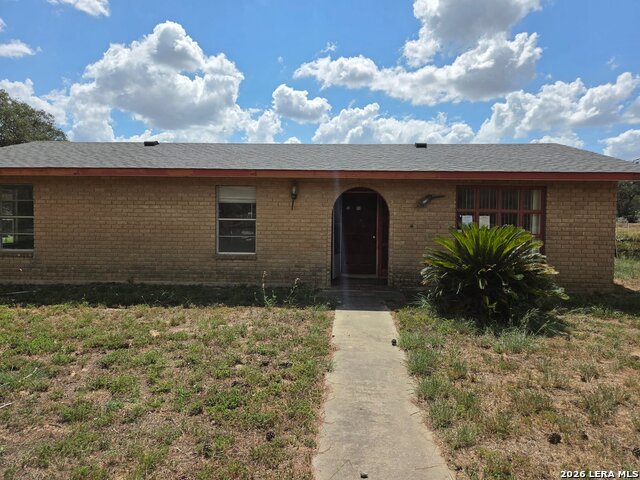 10 Karen Ln Property Photo 1