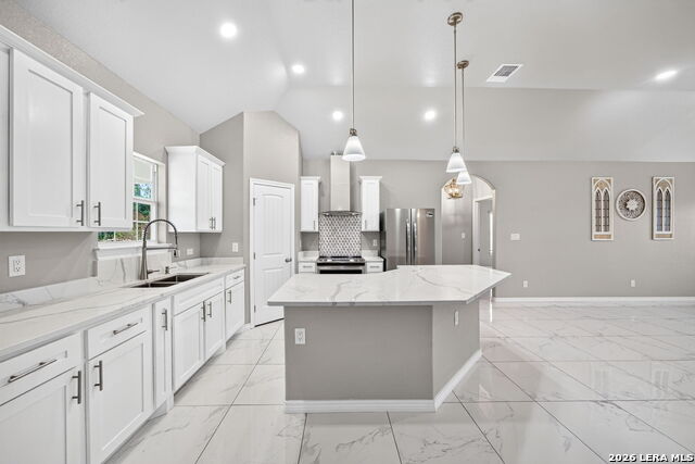 8116 Ventura Blvd Property Photo 6