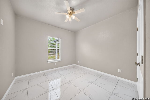 8116 Ventura Blvd Property Photo 16