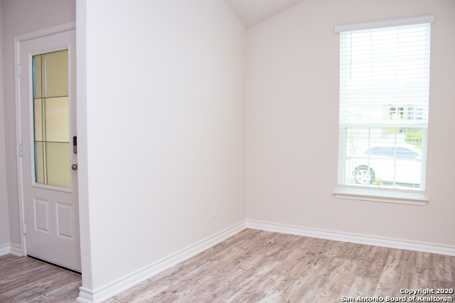 6031 Akin Pl Property Photo 5