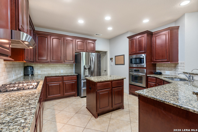8810 Woodland Bnd Property Photo 12