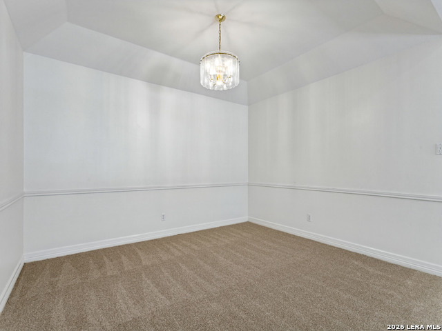28 Campden Cir Property Photo 6