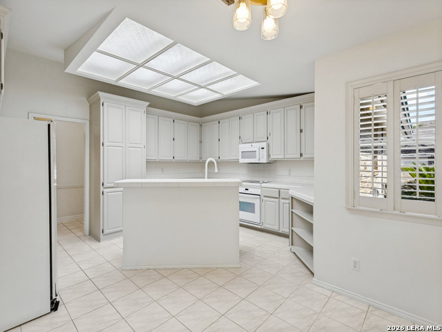 28 Campden Cir Property Photo 11