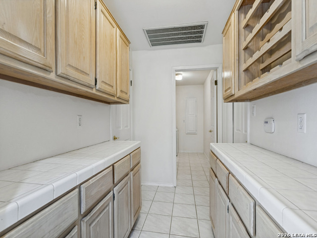 28 Campden Cir Property Photo 12