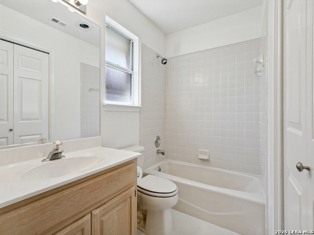 28 Campden Cir Property Photo 17