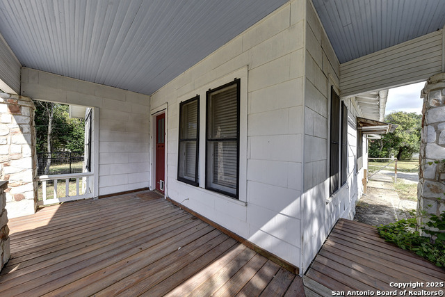 1292 N Business 35 Property Photo 5