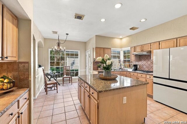 5007 Newcastle Ln Property Photo 10