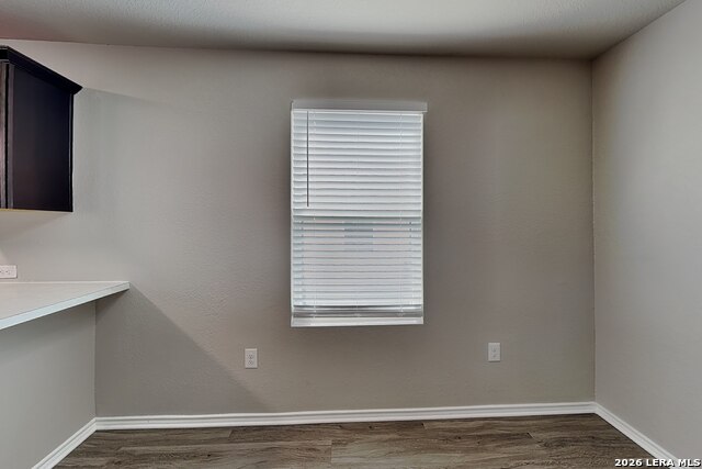 5202 Everett Loop Property Photo 4