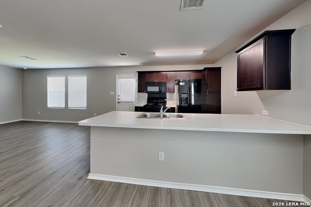 5202 Everett Loop Property Photo 5