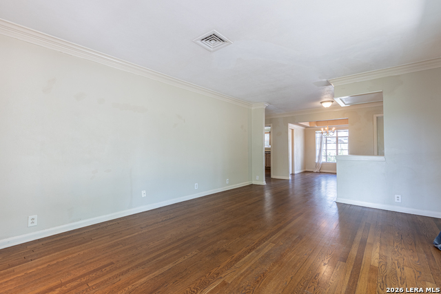 352 Tuttle Rd Property Photo 7