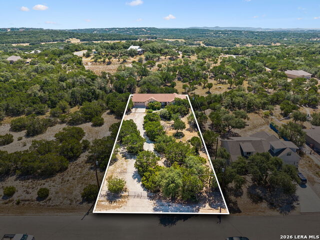 1157 Lasso Loop Property Photo 2