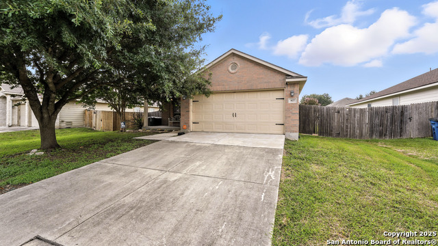 427 Roadrunner Property Photo 6