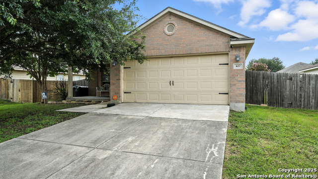 427 Roadrunner Property Photo 8
