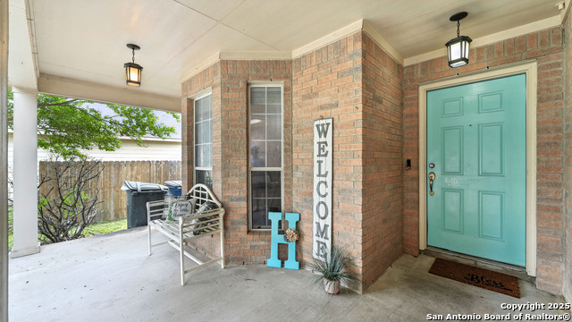 427 Roadrunner Property Photo 9