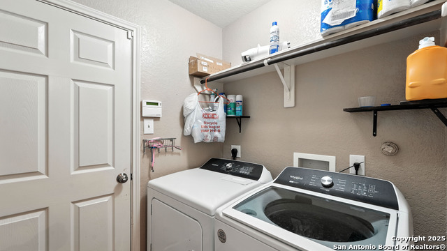 427 Roadrunner Property Photo 57