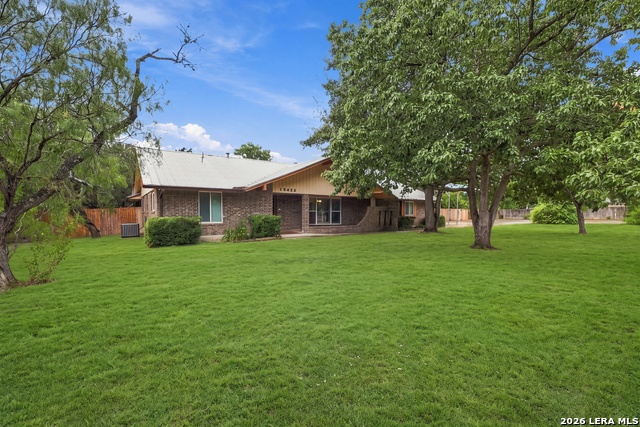 10422 Rocking M Property Photo 5