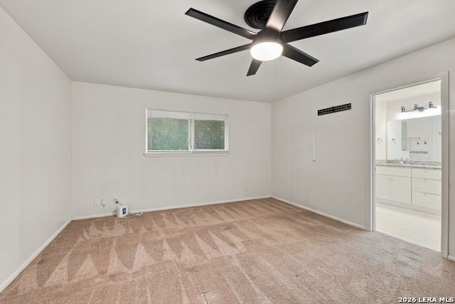 10422 Rocking M Property Photo 19
