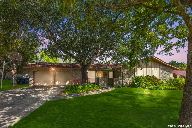 5615 Gillis Property Photo 1
