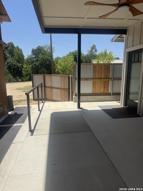 316 Pecan Property Photo 5