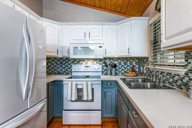 6804 River Rd Property Photo 3