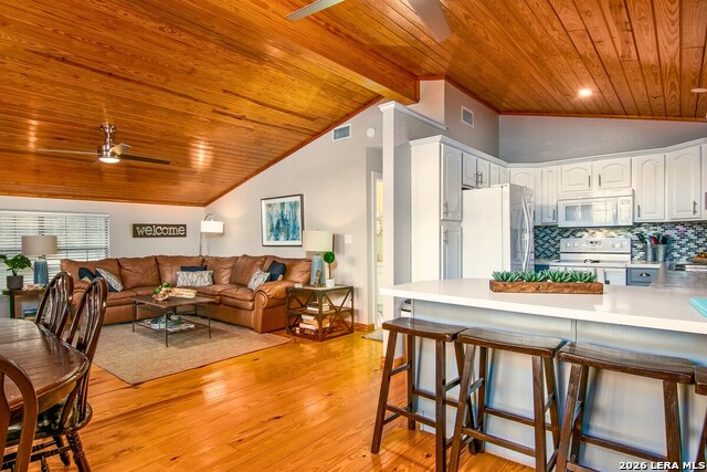 6804 River Rd Property Photo 7